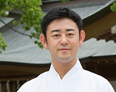 西高辻 信宏 氏